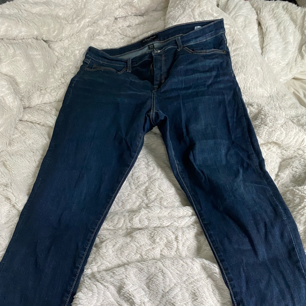 Like new Banana Republic Jeans size 31/12 Petite